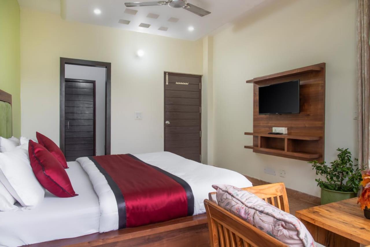 Host Jatin Kasauli Pine Villa 7Oi827O7O3 Exterior foto